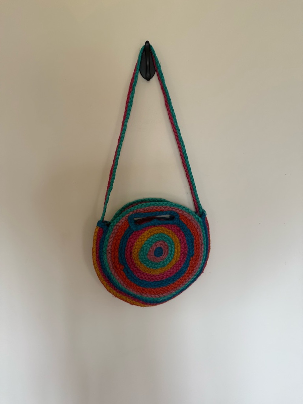 Colorful Round Woven Crossbody Bag - Multicolor
